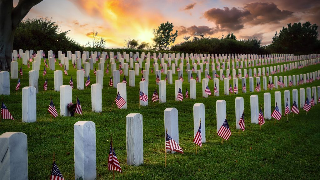 Memorial Day: Honoring the Fallen 2 Memorial Day: Honoring the Fallen